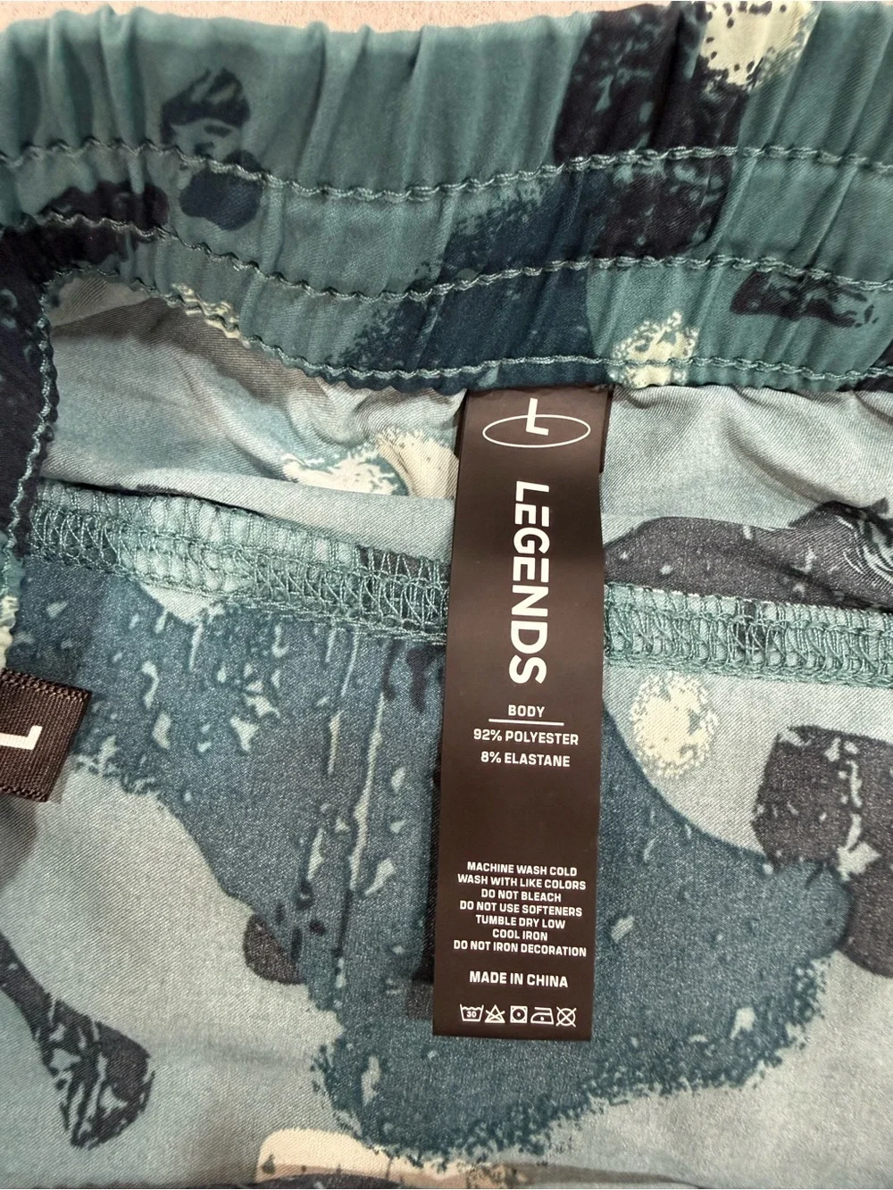 Legends Bishop Men’s Shorts Distressed Camo Marine Linerless with Pockets size L